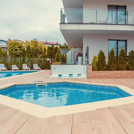 Azure Mare Apartamenty B&M Kolobrzeg Exterior photo